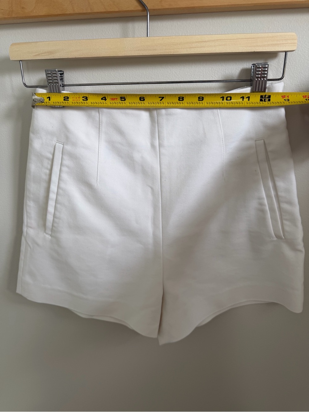 Zara White High-Waist Tailored Shorts - Picture 6 of 8